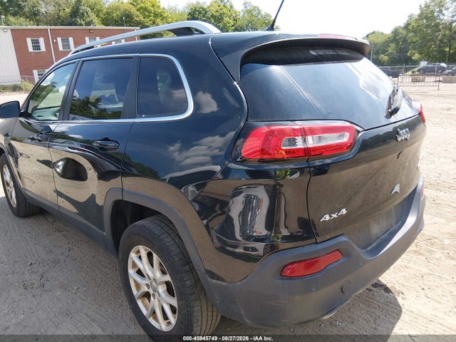 Auction sale of the 2016 Jeep Cherokee Latitude, vin: 1C4PJMCB0GW371781, lot number: 45945749
