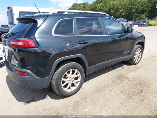 Auction sale of the 2016 Jeep Cherokee Latitude, vin: 1C4PJMCB0GW371781, lot number: 45945749