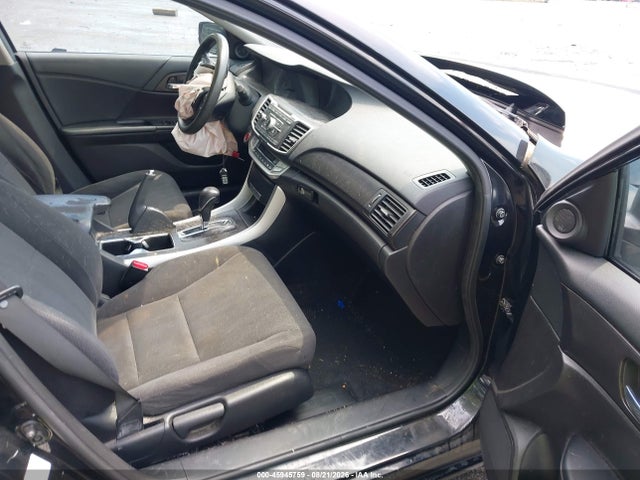 45945759 :رقم المزاد ، 1HGCR2F71FA101894 vin ، 2015 Honda Accord Ex مزاد بيع