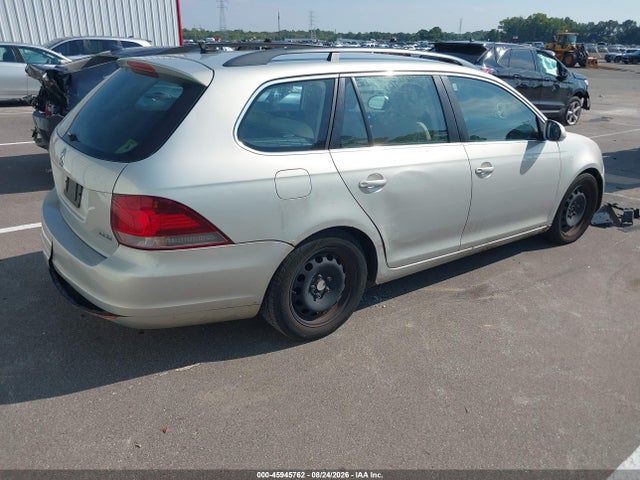 45945762 :رقم المزاد ، 3VWPX7AJXAM634986 vin ، 2010 Volkswagen Jetta Se مزاد بيع