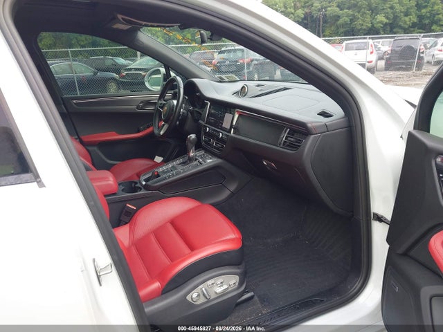 Продаж на аукціоні авто 2021 Porsche Macan Gts, vin: WP1AG2A5XMLB52506, номер лоту: 45945827