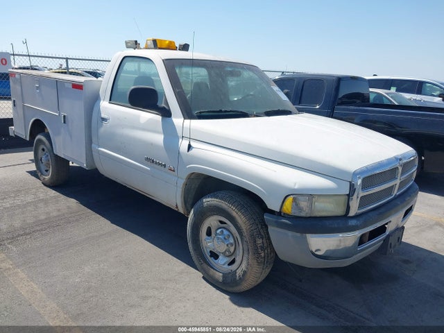 45945851 :رقم المزاد ، 3B6KC26Z11M550277 vin ، 2001 Dodge Ram 2500 St مزاد بيع
