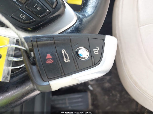 2016 Bmw X1 Xdrive28i მანქანა იყიდება აუქციონზე, vin: WBXHT3C35G5E47637, აუქციონის ნომერი: 45945893