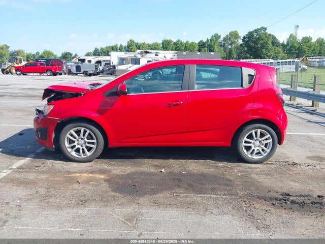2013 Chevrolet Sonic Lt Auto მანქანა იყიდება აუქციონზე, vin: 1G1JC6SH9D4101725, აუქციონის ნომერი: 45945948