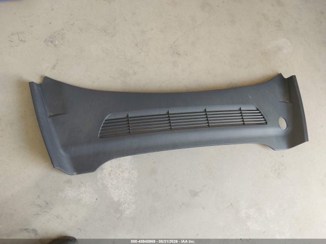 2023 Tesla Model Y Awd/long Range Dual Motor All-wheel Drive მანქანა იყიდება აუქციონზე, vin: 7SAYGDEE1PA163391, აუქციონის ნომერი: 45945969