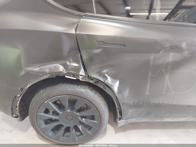 2023 Tesla Model Y Awd/long Range Dual Motor All-wheel Drive მანქანა იყიდება აუქციონზე, vin: 7SAYGDEE1PA163391, აუქციონის ნომერი: 45945969