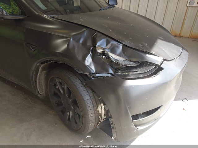 2023 Tesla Model Y Awd/long Range Dual Motor All-wheel Drive მანქანა იყიდება აუქციონზე, vin: 7SAYGDEE1PA163391, აუქციონის ნომერი: 45945969