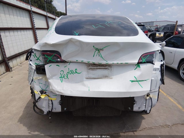 Продаж на аукціоні авто 2022 Tesla Model Y Long Range Dual Motor All-wheel Drive, vin: 7SAYGDEE5NA014396, номер лоту: 45945994