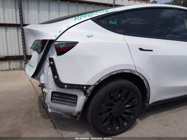 Продаж на аукціоні авто 2022 Tesla Model Y Long Range Dual Motor All-wheel Drive, vin: 7SAYGDEE5NA014396, номер лоту: 45945994