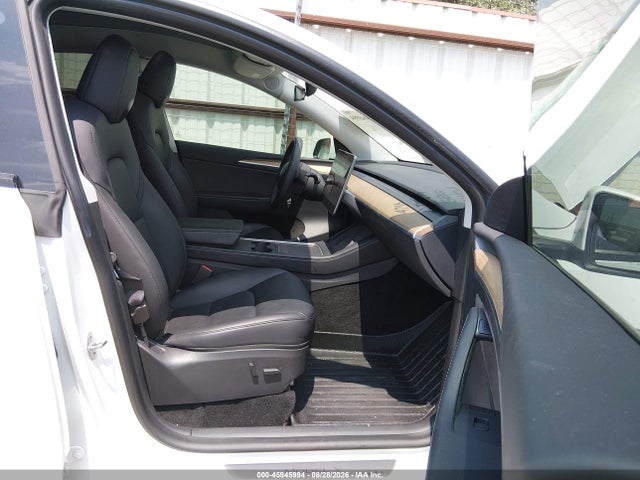 Продаж на аукціоні авто 2022 Tesla Model Y Long Range Dual Motor All-wheel Drive, vin: 7SAYGDEE5NA014396, номер лоту: 45945994