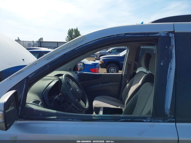 KIA SEDONA LX 2014 KNDMG4C77E6543251 Image 12