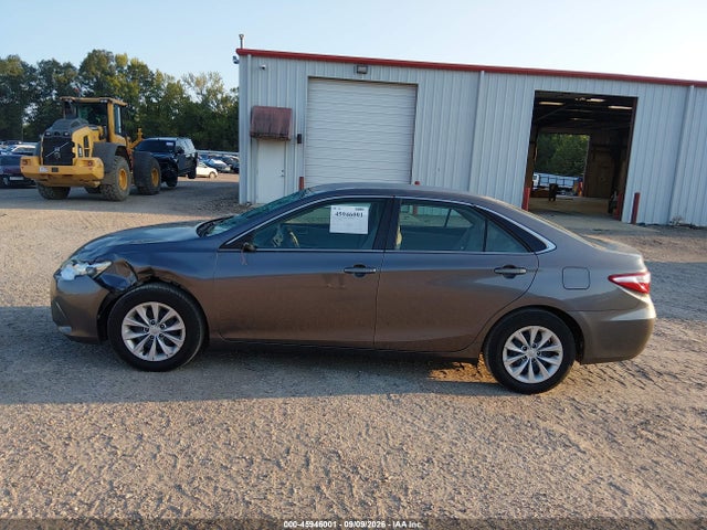 Toyota CAMRY LE 2015 4T4BF1FK6FR496110 Image 15