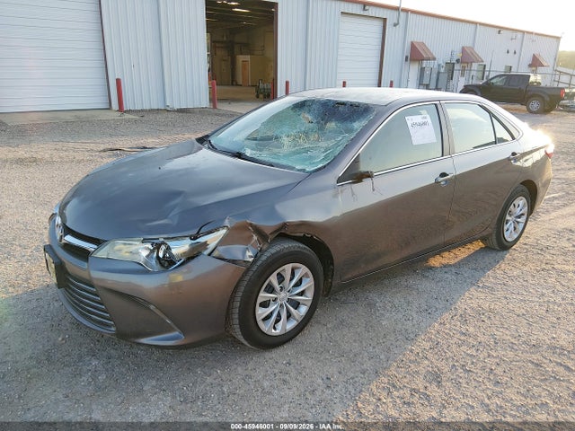 Toyota CAMRY LE 2015 4T4BF1FK6FR496110 Image 2