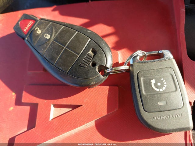 2019 Jeep Cherokee Latitude Fwd მანქანა იყიდება აუქციონზე, vin: 1C4PJLCB9KD444158, აუქციონის ნომერი: 45946009