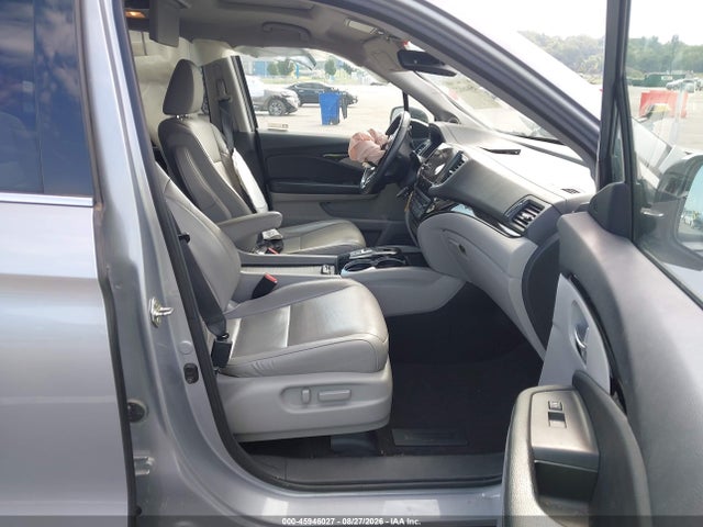 Продажа на аукционе авто 2019 Honda Pilot Elite, vin: 5FNYF6H09KB074952, номер лота: 45946027