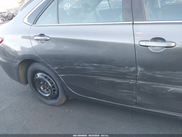 4T1BF1FK6HU311745 Toyota CAMRY SE