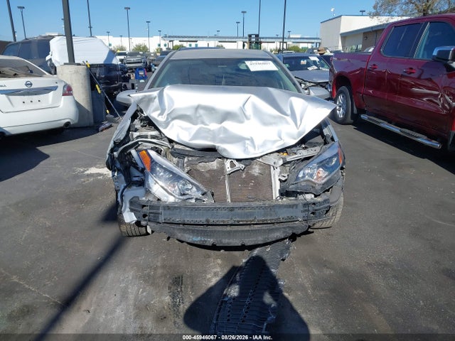 5YFBURHE8EP036372 Toyota COROLLA LE