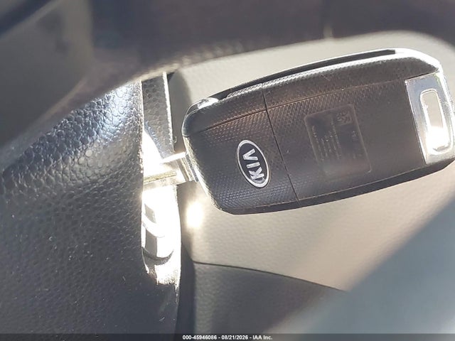 KIA Soul 2017 KNDJN2A29H7411790 Image 11