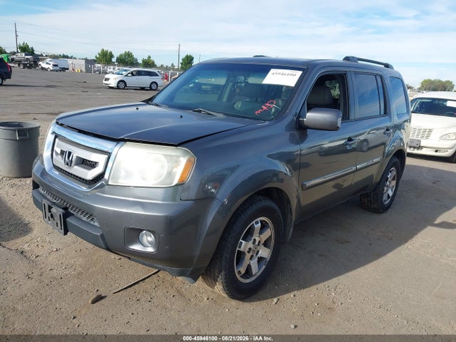 45946100 :رقم المزاد ، 5FNYF3H90BB027032 vin ، 2011 Honda Pilot Touring مزاد بيع