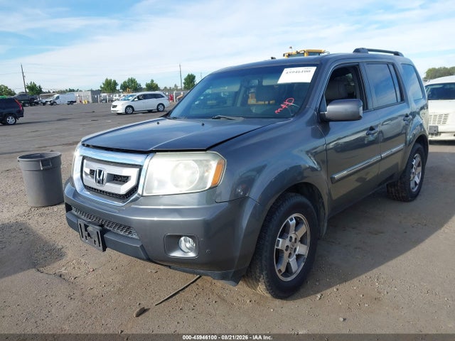 45946100 :رقم المزاد ، 5FNYF3H90BB027032 vin ، 2011 Honda Pilot Touring مزاد بيع