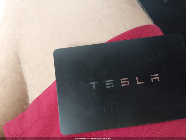 5YJ3E1EA2JF049077 Tesla Model 3 Long Range/mid Range