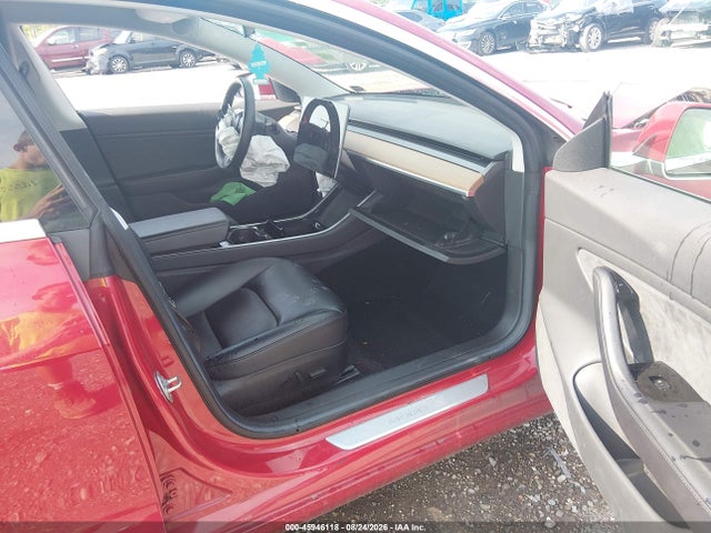 5YJ3E1EA2JF049077 Tesla Model 3 Long Range/mid Range