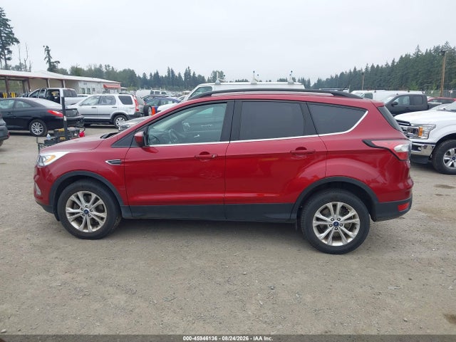 1FMCU9HD8JUD30889 Ford ESCAPE SEL
