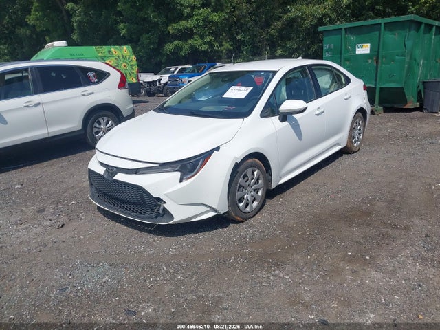 45946210 :رقم المزاد ، JTDEPMAE0NJ193772 vin ، 2022 Toyota Corolla Le مزاد بيع