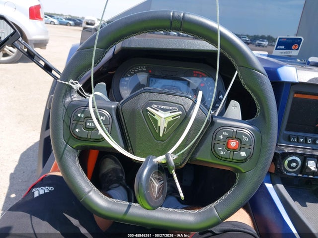 45946261 :رقم المزاد ، 57XAARHB6N8150447 vin ، 2022 Polaris Slingshot R مزاد بيع