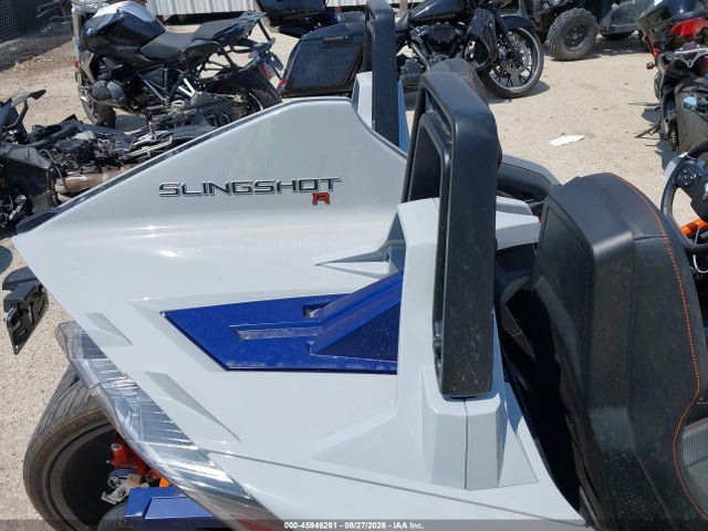 45946261 :رقم المزاد ، 57XAARHB6N8150447 vin ، 2022 Polaris Slingshot R مزاد بيع