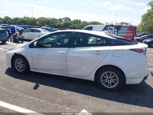 Toyota Prius Three 2016 JTDKARFU1G3017595 Image 14