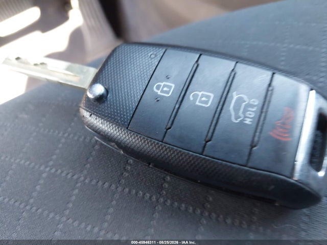 5XYPG4A3XGG017760 KIA Sorento 2.4l Lx