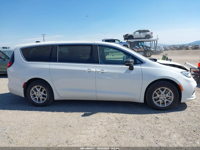 Продажа на аукционе авто 2025 Chrysler Pacifica Select, vin: 2C4RC1BG0SR530993, номер лота: 45946317