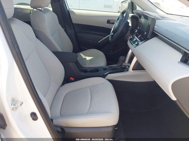 Продаж на аукціоні авто 2022 Toyota Corolla Cross L, vin: 7MUAAAAG4NV005280, номер лоту: 45946336