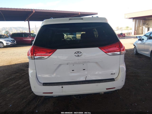 2012 Toyota Sienna Xle V6 8 Passenger მანქანა იყიდება აუქციონზე, vin: 5TDYK3DC4CS254993, აუქციონის ნომერი: 45946345