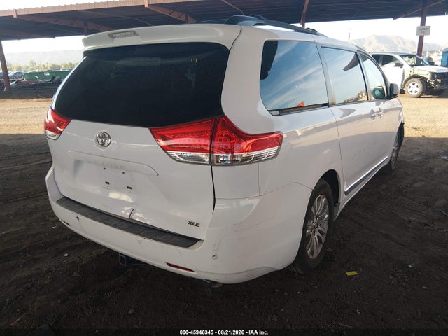 2012 Toyota Sienna Xle V6 8 Passenger მანქანა იყიდება აუქციონზე, vin: 5TDYK3DC4CS254993, აუქციონის ნომერი: 45946345