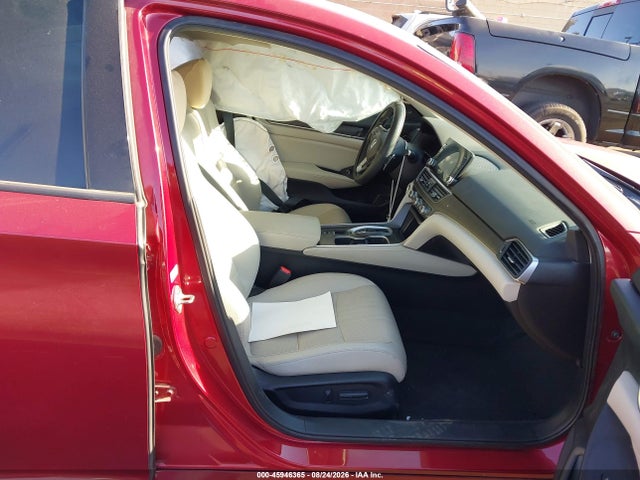1HGCV2F95JA000637 Honda Accord Touring 2.0t