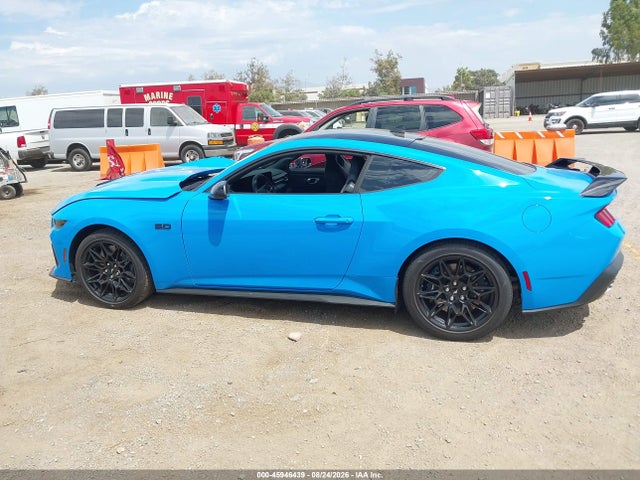 45946439 :رقم المزاد ، 1FA6P8CF9S5416869 vin ، 2025 Ford Mustang Gt Premium Fastback مزاد بيع