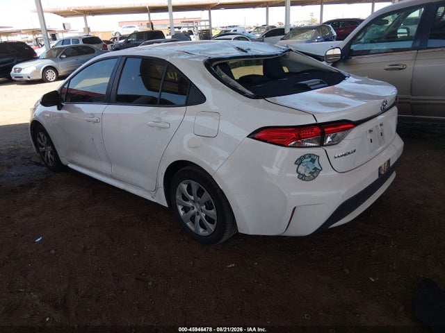 Toyota COROLLA LE 2021 5YFEPMAE5MP205327 Image 3