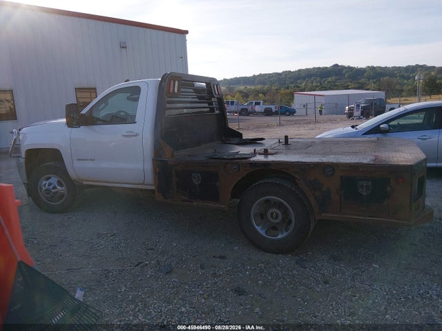 Продажа на аукционе авто 2015 Chevrolet Silverado 3500hd Chassis Lt, vin: 1GB3KZCG7FZ553015, номер лота: 45946490