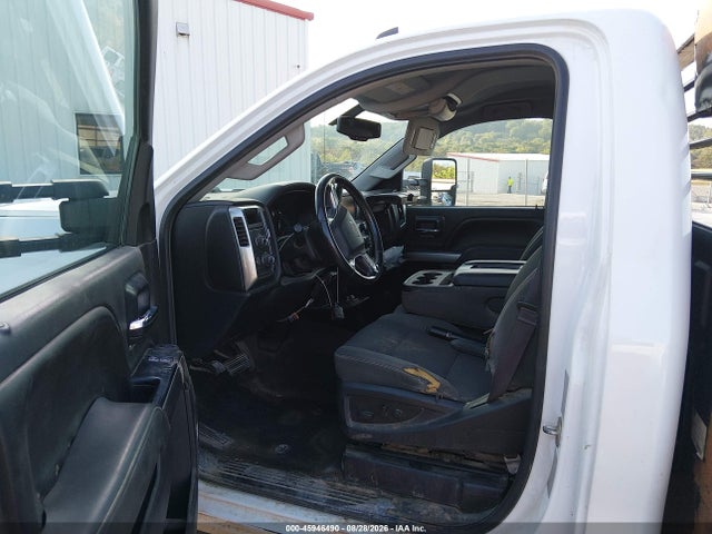Продажа на аукционе авто 2015 Chevrolet Silverado 3500hd Chassis Lt, vin: 1GB3KZCG7FZ553015, номер лота: 45946490
