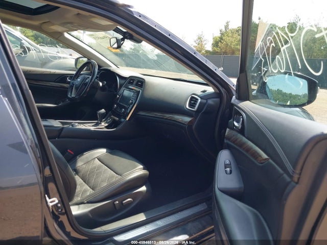 45946513 :رقم المزاد ، 1N4AA6AP3HC437622 vin ، 2017 Nissan Maxima 3.5 Platinum مزاد بيع