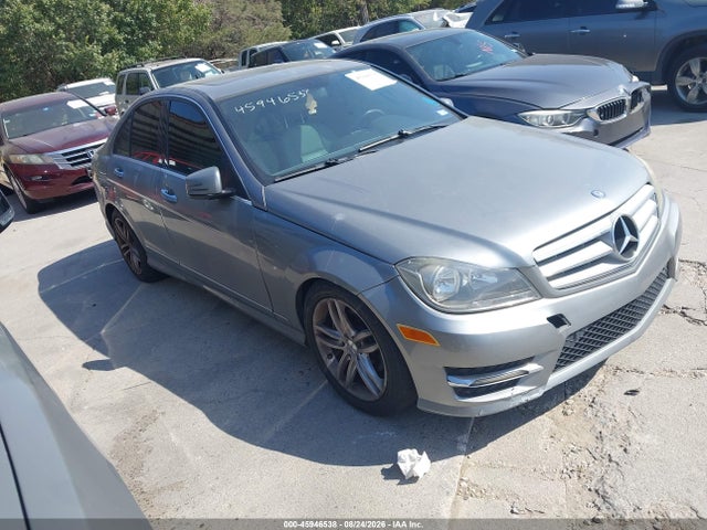 Продажа на аукционе авто 2012 Mercedes-benz C 250 Luxury/sport, vin: WDDGF4HB8CR217960, номер лота: 45946538