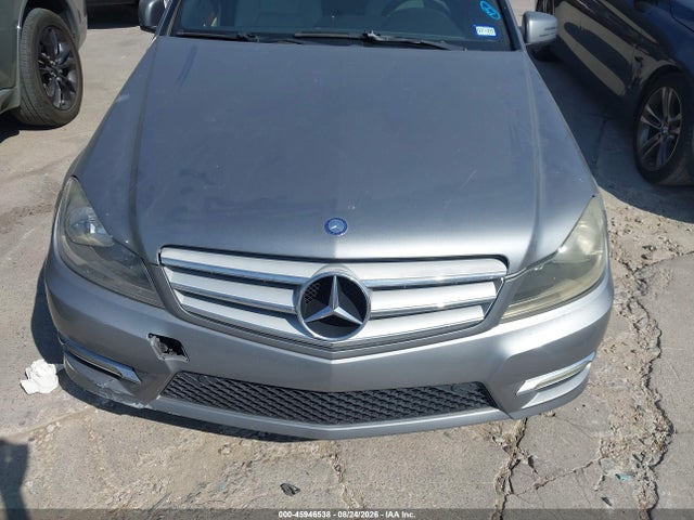 Aukcja sprzedaży 2012 Mercedes-benz C 250 Luxury/sport, vin: WDDGF4HB8CR217960, numer aukcji: 45946538