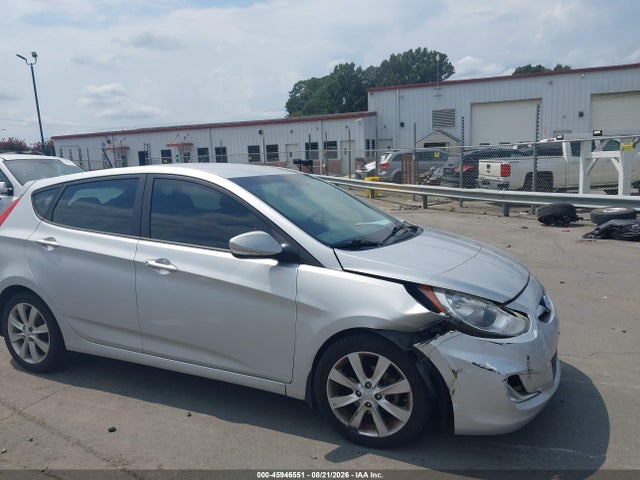 45946551 :رقم المزاد ، KMHCU5AEXDU087800 vin ، 2013 Hyundai Accent Se مزاد بيع