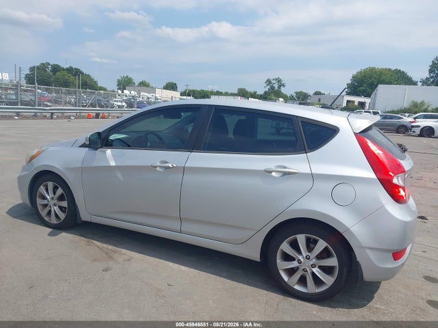 45946551 :رقم المزاد ، KMHCU5AEXDU087800 vin ، 2013 Hyundai Accent Se مزاد بيع