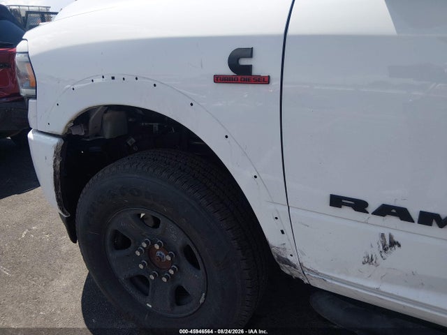 45946564 :رقم المزاد ، 3C6UR5NL6MG681894 vin ، 2021 Ram 2500 Laramie  4x4 6'4 Box مزاد بيع