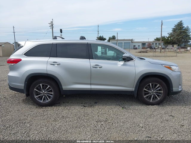 Продаж на аукціоні авто 2019 Toyota Highlander Xle, vin: 5TDJZRFH1KS581519, номер лоту: 45946630