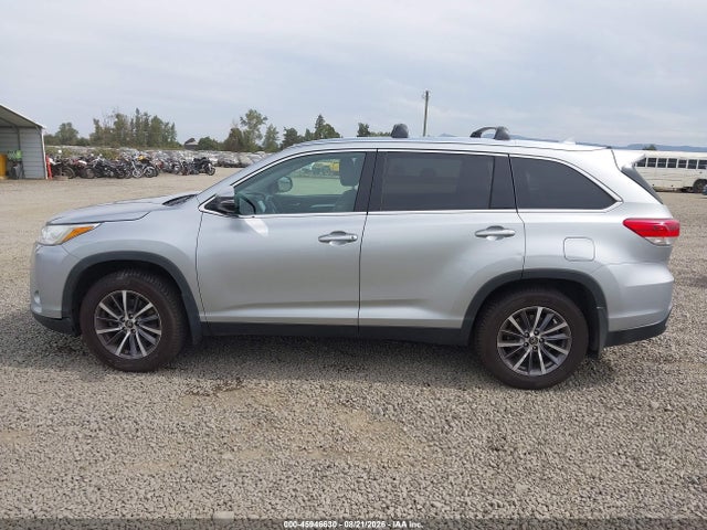 Продаж на аукціоні авто 2019 Toyota Highlander Xle, vin: 5TDJZRFH1KS581519, номер лоту: 45946630