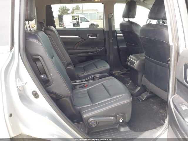 Продаж на аукціоні авто 2019 Toyota Highlander Xle, vin: 5TDJZRFH1KS581519, номер лоту: 45946630